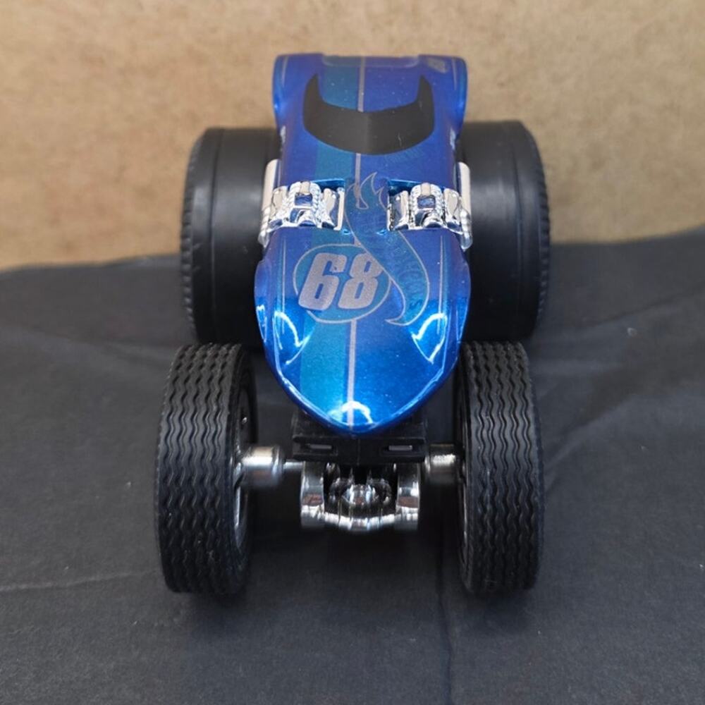Hot Wheels Monster Trucks Twin Mill 68